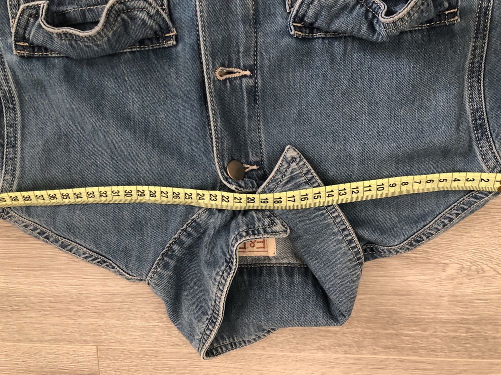 Топовий джинсовий комбінезон сорочка шорти розмір с