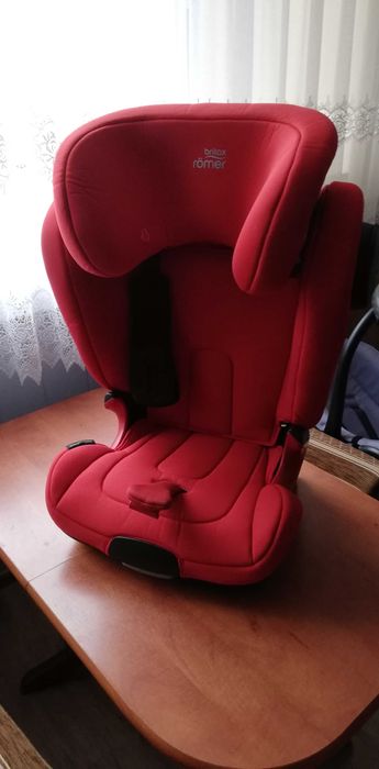 Fotelik samochodowy Britax Romer Kidfix II XP SICT 15-36 kg