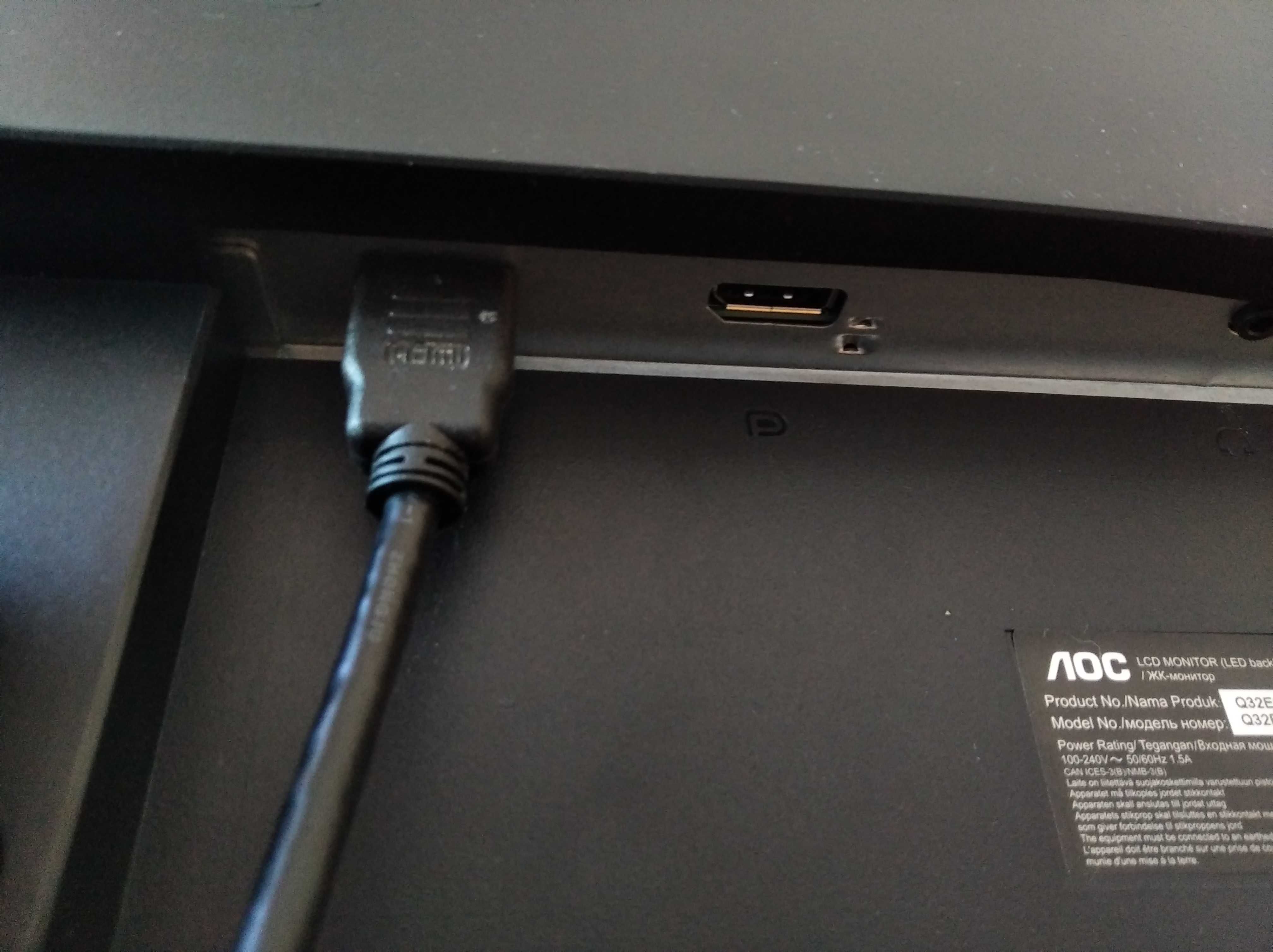 Monitor AOC 31,5 cala