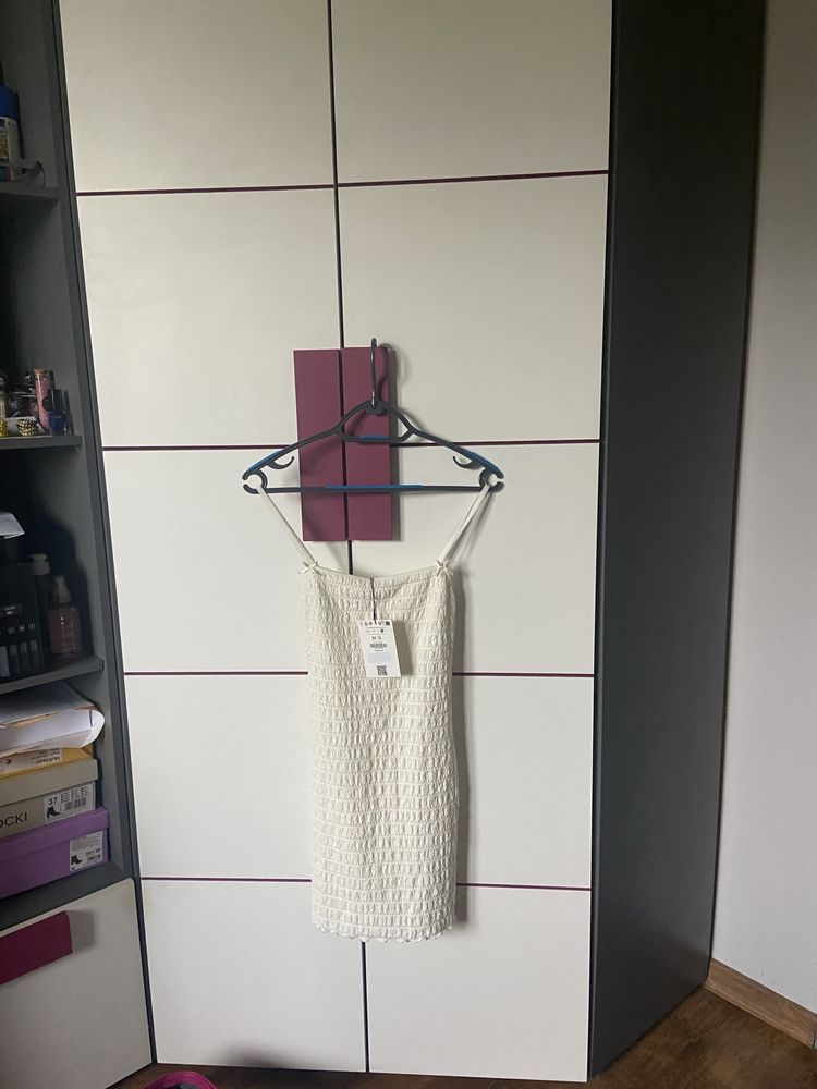 Biała sukienka z kokardkami Bershka M Viral Coquette Hit Nowa