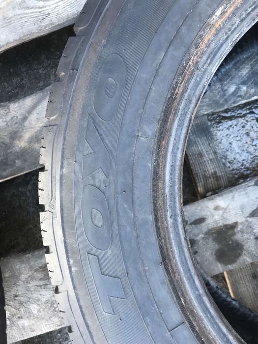 Toyo 215/65r16c пара зима резина Шини б/у склад