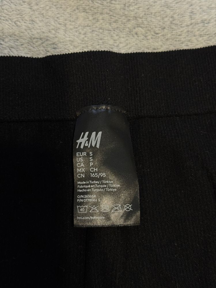 Велосипедки в рубчик H&M