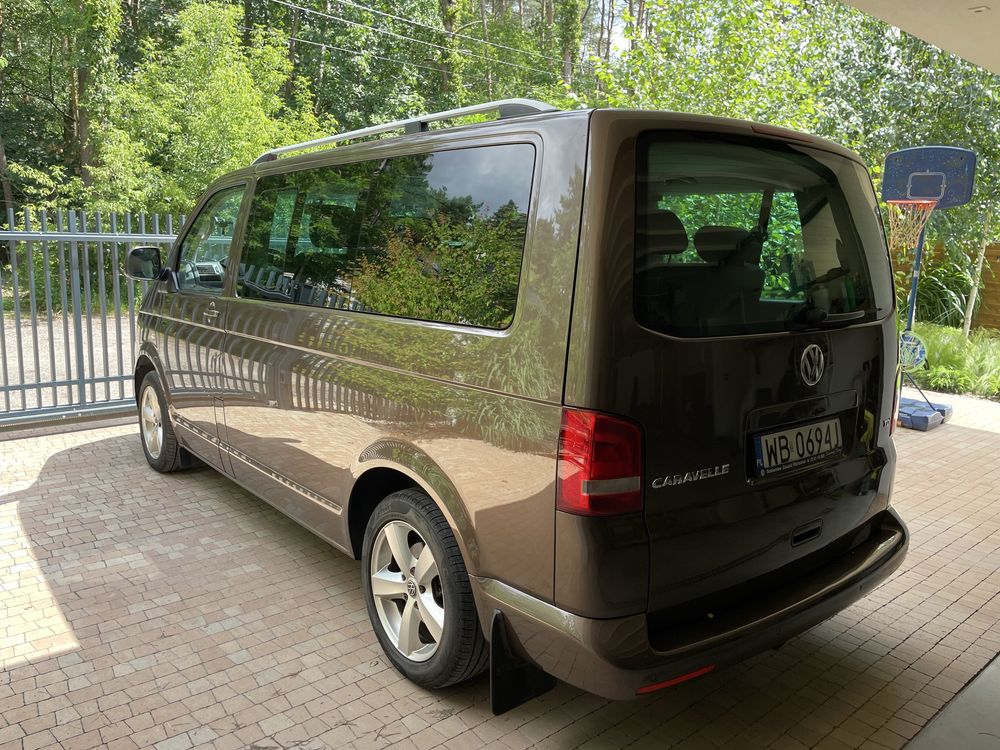 VW Caravelle 2014 SALON PL 2-właściciel BEZWYPADKOWY 2.0 TDi 140KM