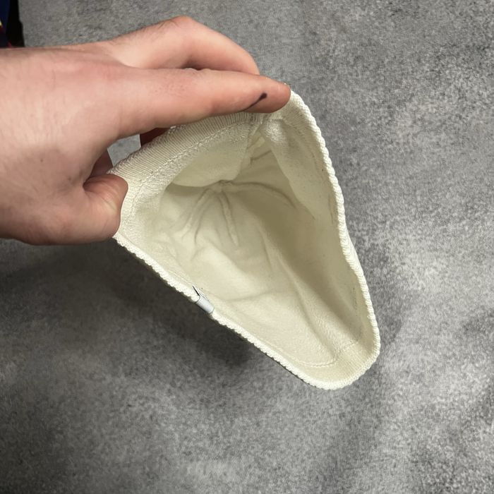 Зимова білосніжна шапка OZZI оригінальна чоловіча стильна шапка