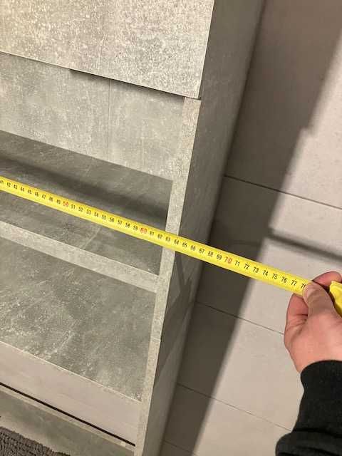 Meble  łazienkowe w super stanie
