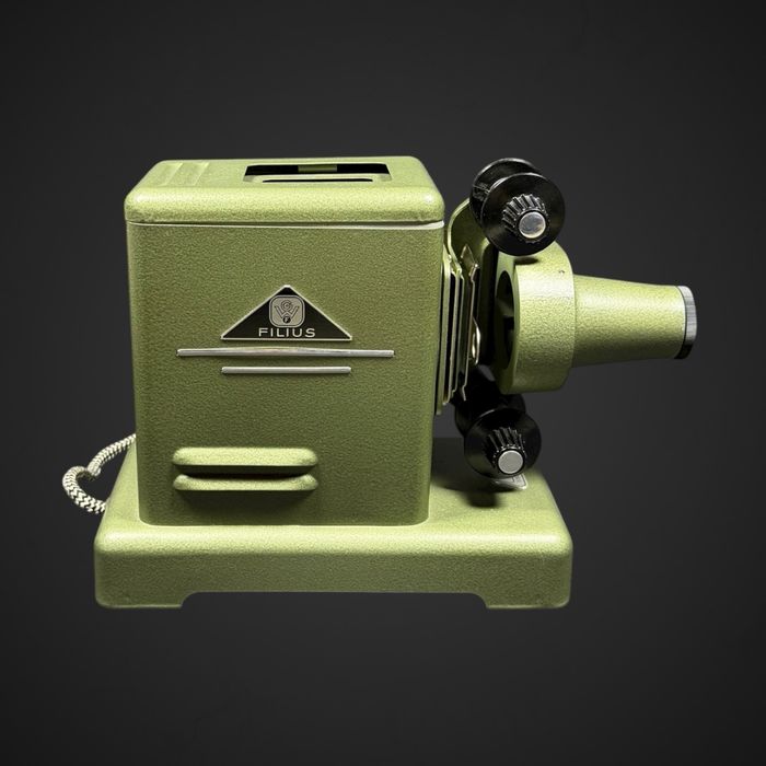 Projektor filmowy Filius z obiektywem Meyer Optik Görlitz B5/110625