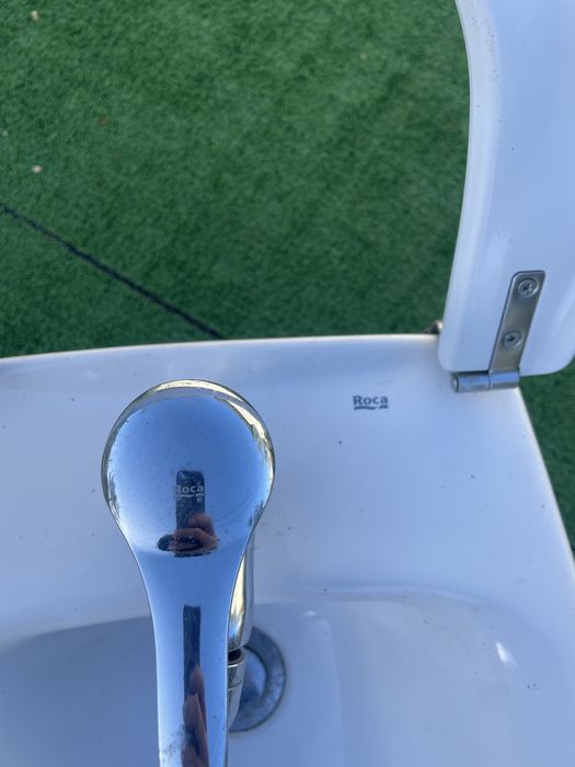 Bide roca  sem uso para desocupar