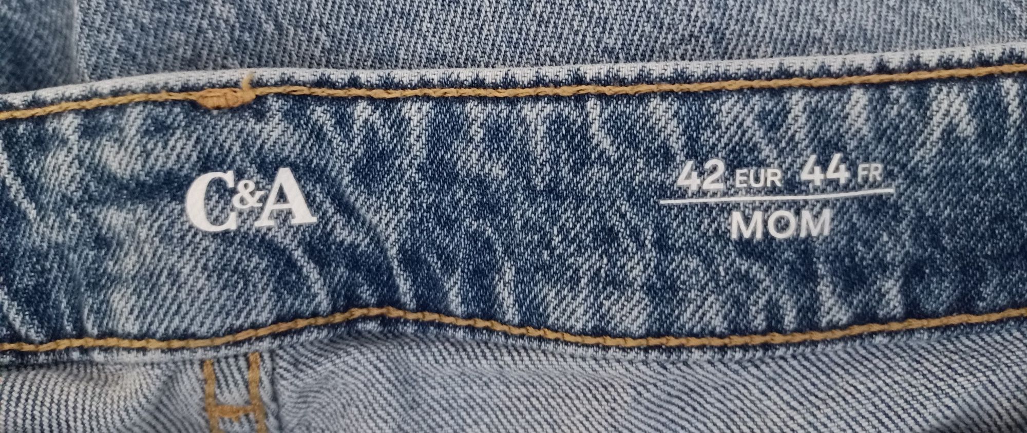 Spodnie jeansowe, szerokie mom z c&a rozmiar 42