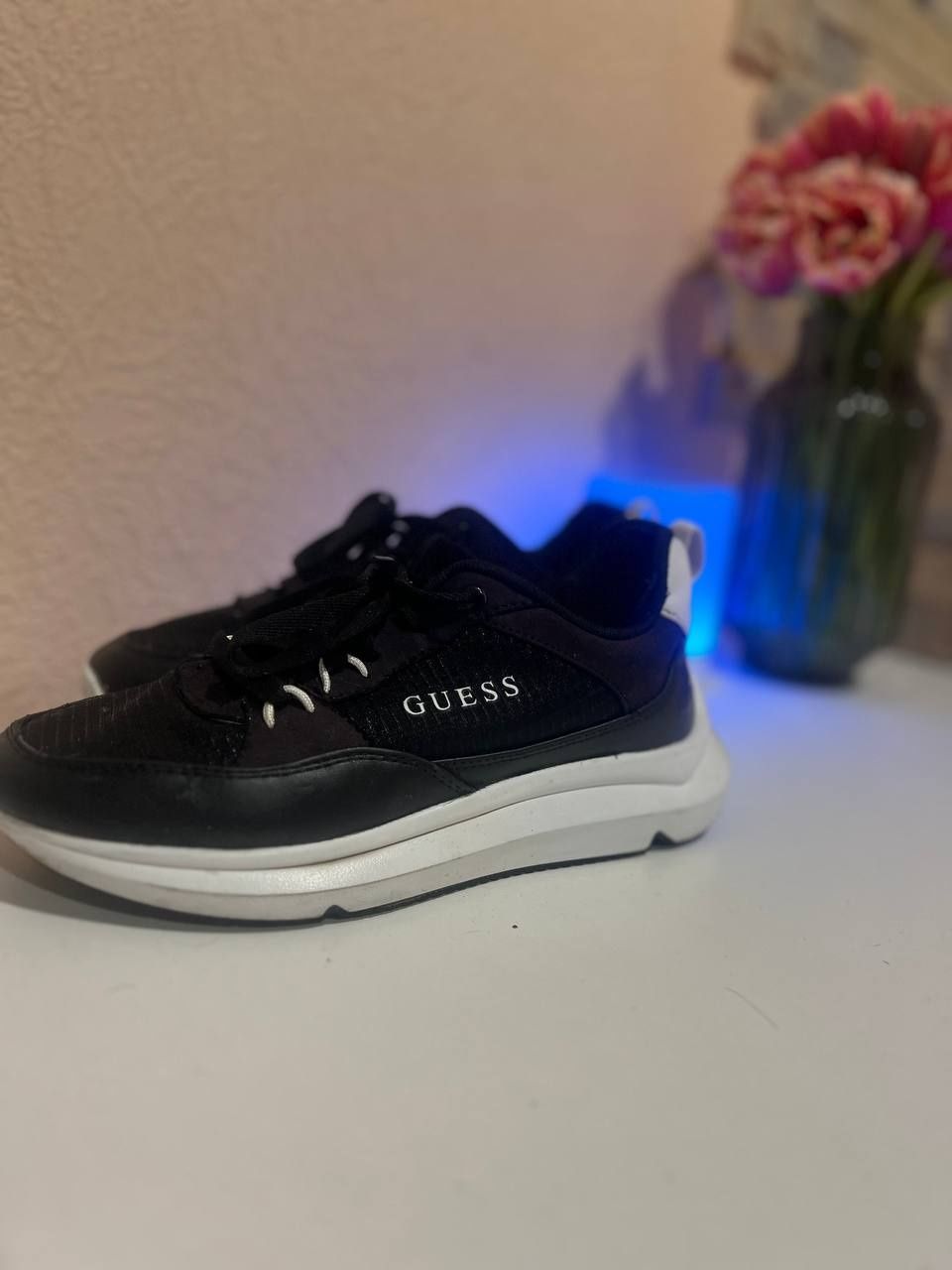 Красовки классические Guess оригинал