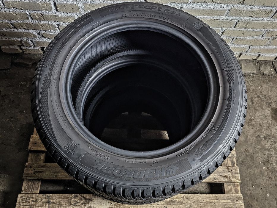 Зимові 205/55r16 Hankook | 2023 | 7.5/6.5mm | Преміум шини | Комплект