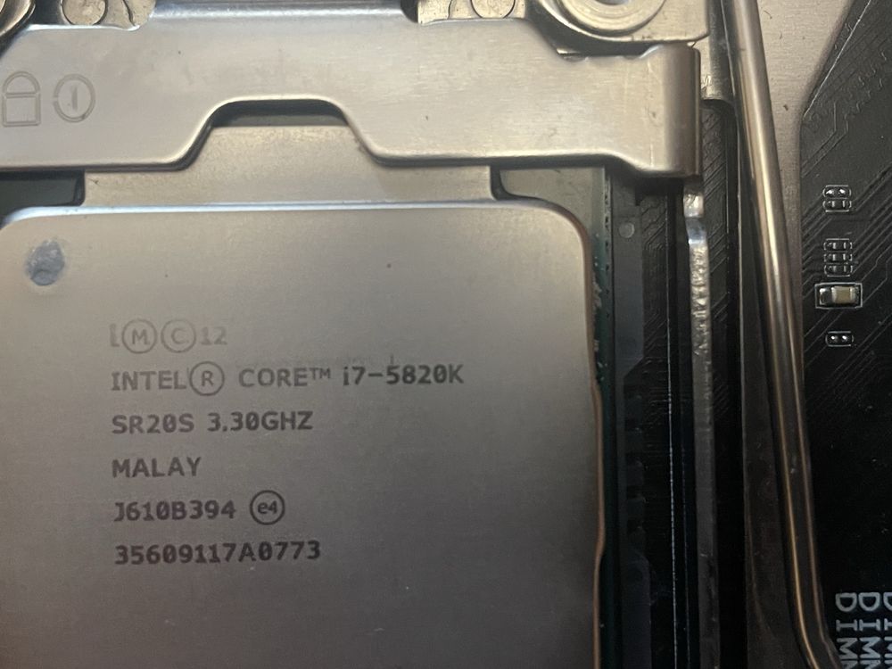s2011 ASUS X99-A/USB 3,1+i7-5820K