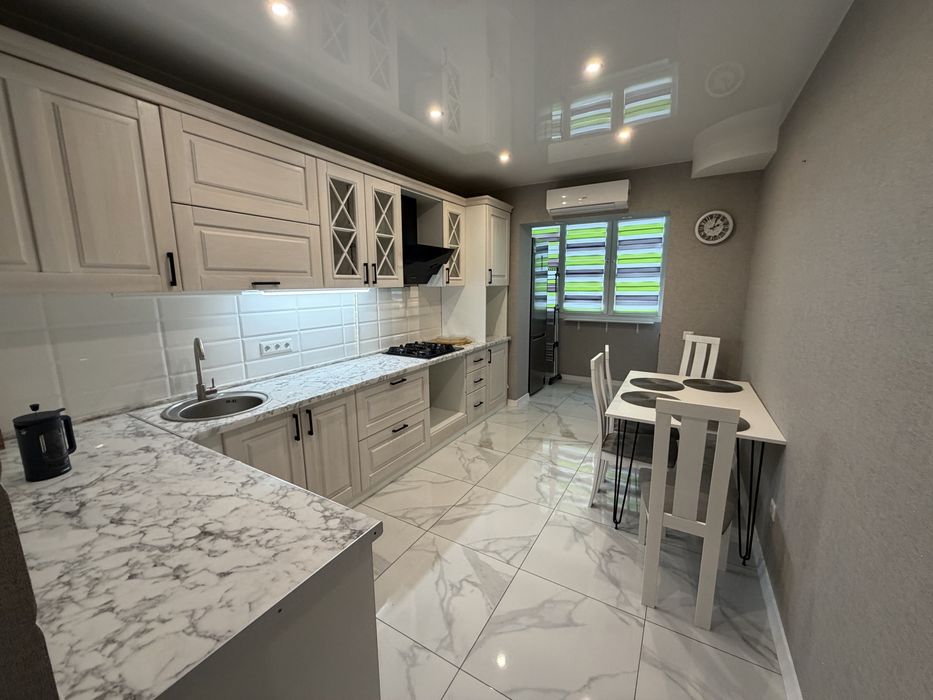 Продаж 2 кімнатної квартири  ЖК Потьомкінський, Центр.