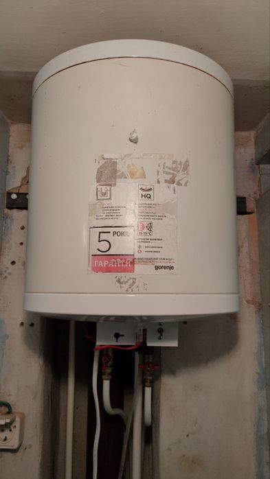Нерабочий бойлер 50 л