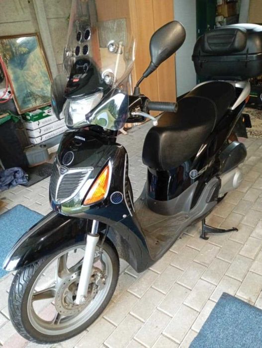 Honda SH 150 skuter motor