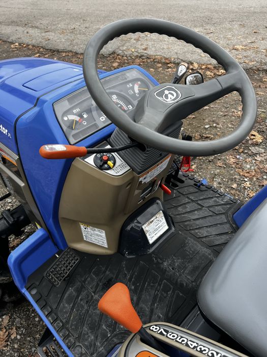 Iseki TH233 (japoński traktor)