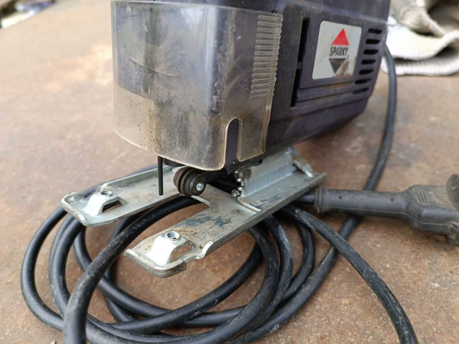 Электролобзик Sparky TH60E