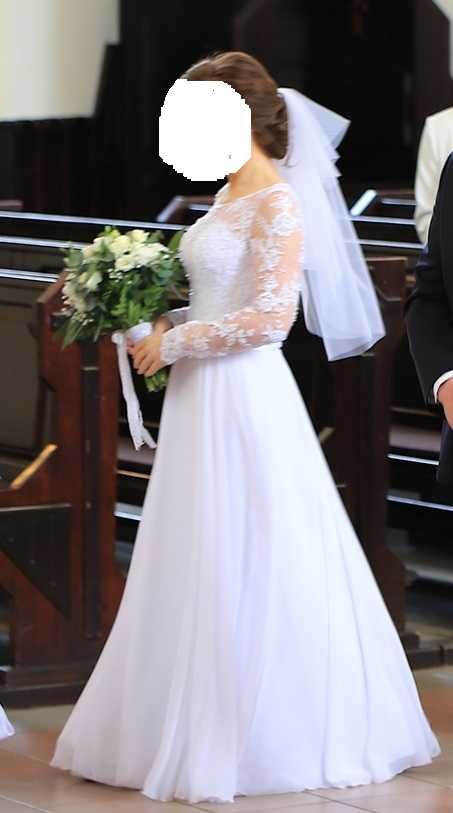 zwiewna suknia ślubna