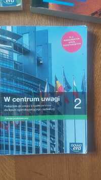 Podręcznik WOS  klasa 2 w centrum uwagi