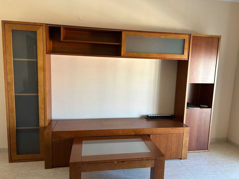 PROCURO UMA NOVA SALA mobilia de sala de estar e jantar