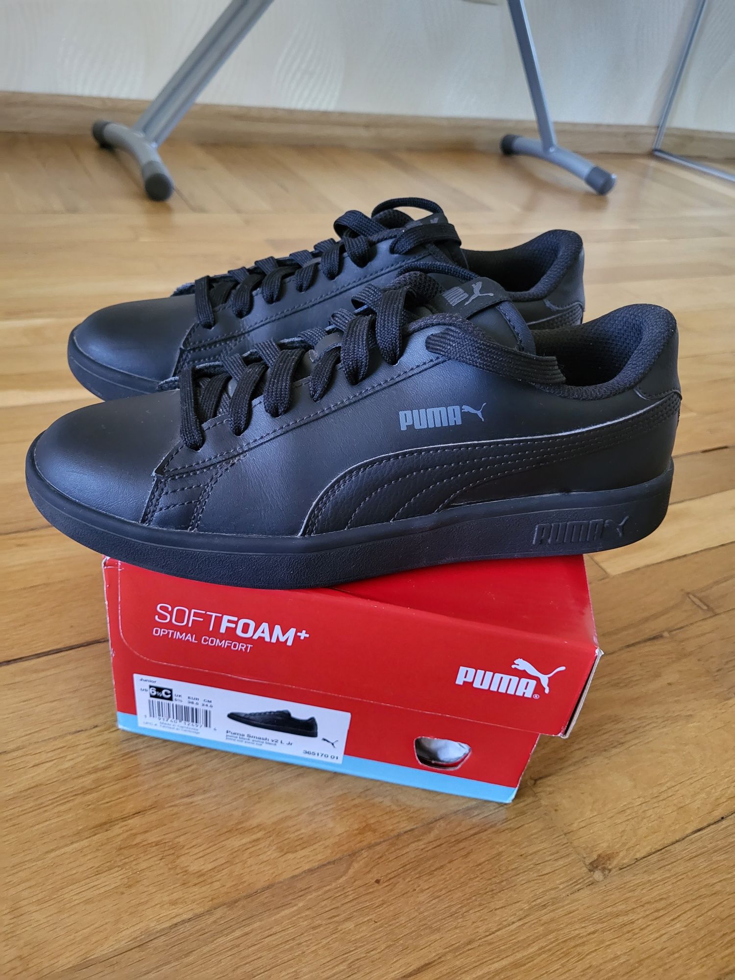 Снікерси кросівки шкіряні Puma Smash v2, 38,5 розмір
