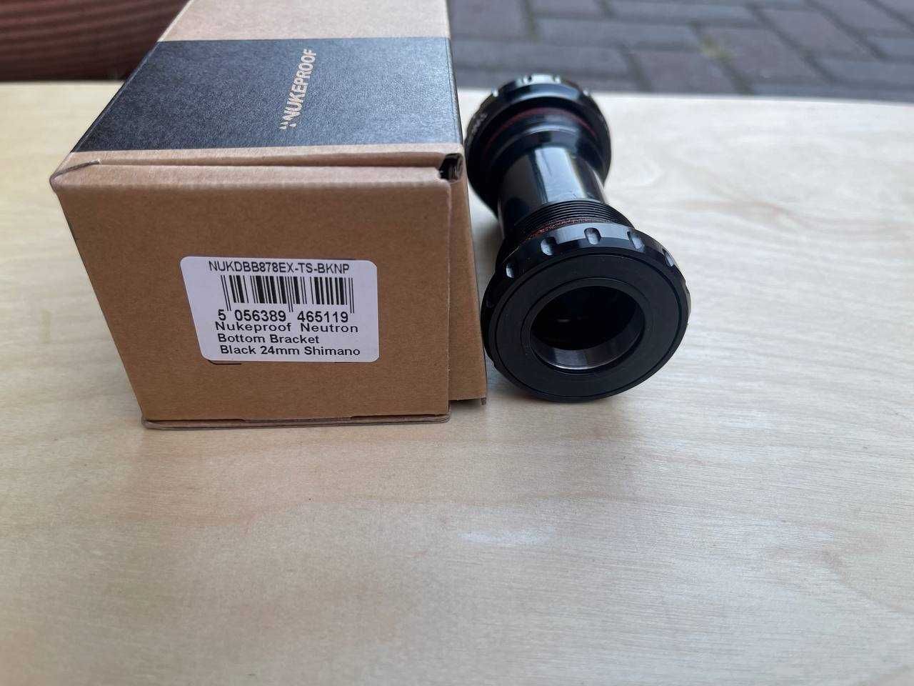 Каретка Shimano Nukeproof Neutron Hollowtech  2 (BSA 68/73 83mm)