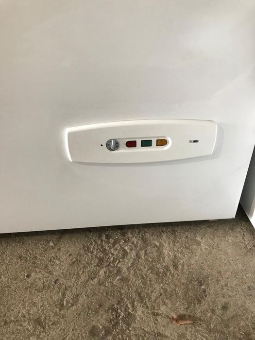 Морозильна камера, пака Whirlpool