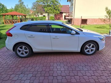 Do sprzedania samochód VOLVO V40