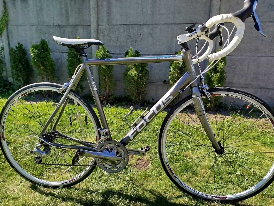 Rower Szosowy FOCUS VARIADO Koła 28 Cali Rama 60 cm 23,5 cal