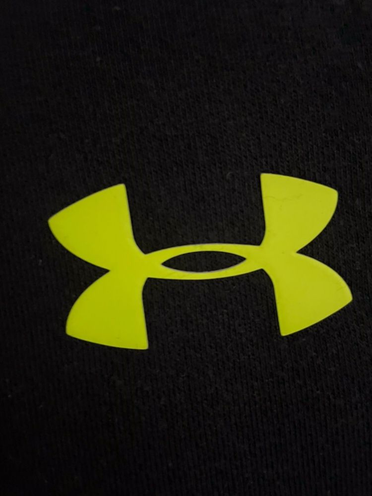 Under Armour bluza 128/134