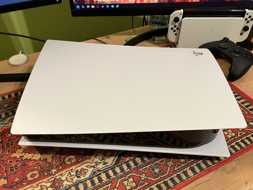 PS5 Fat ledwo używane, zamienię na kartę graficzną