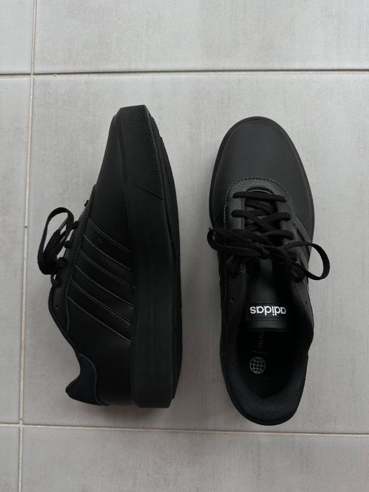 Чоловічі кеди Adidas Court Platform