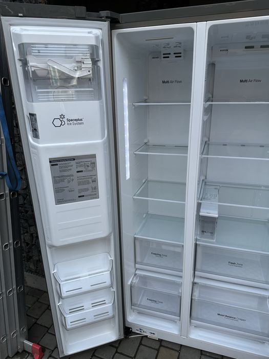 Холодильник Side by Side LG GSL361 з Німеччини
