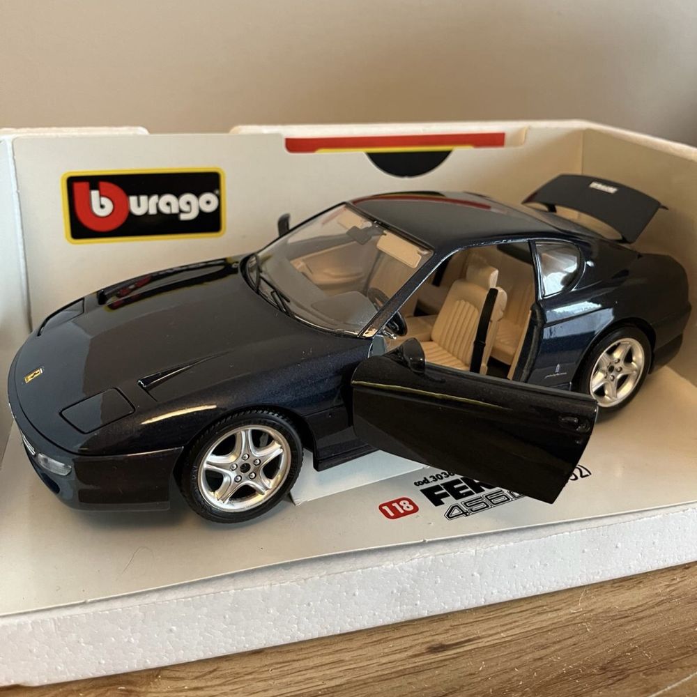 Bburago Ferrari 456 GT 1992 - model kolekcjonerski 1:18