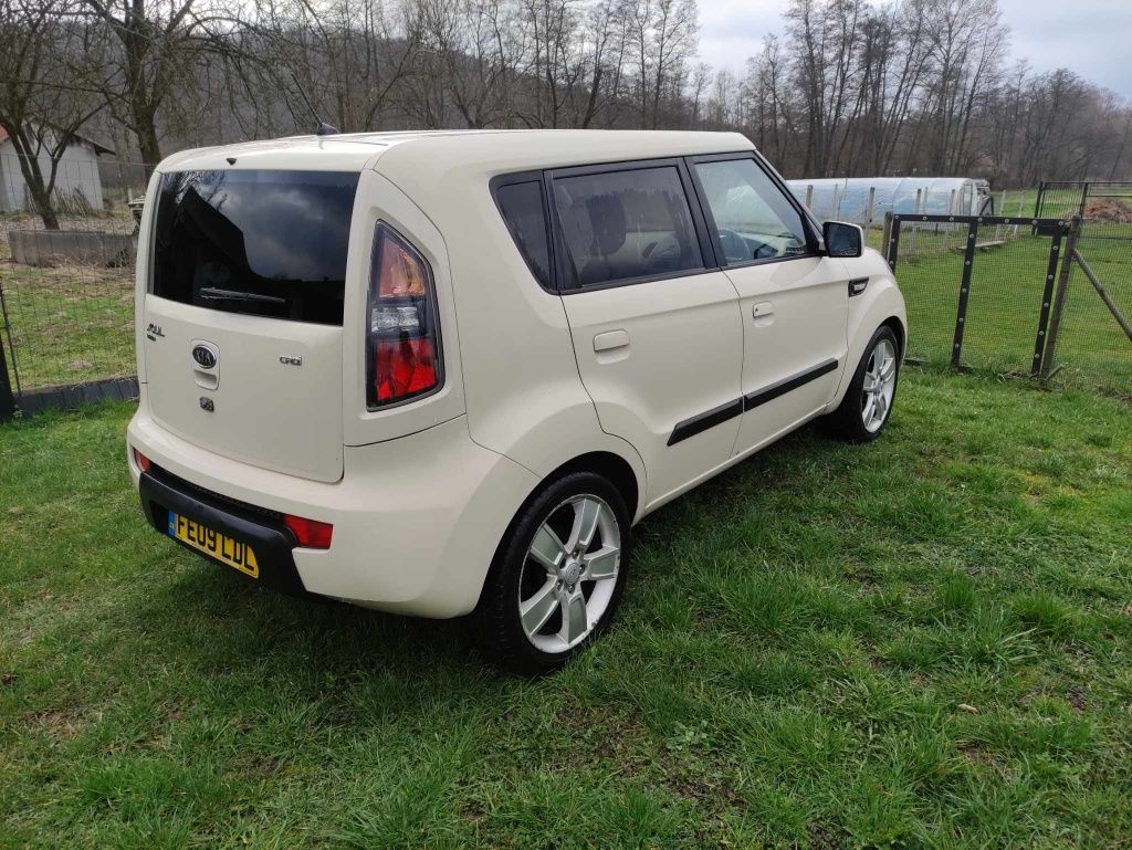 Kia Soul Anglik 1.6 Crdi