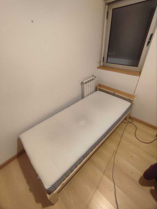 Cama IKEA Neiden 90x200 e Colchão Vesteroy