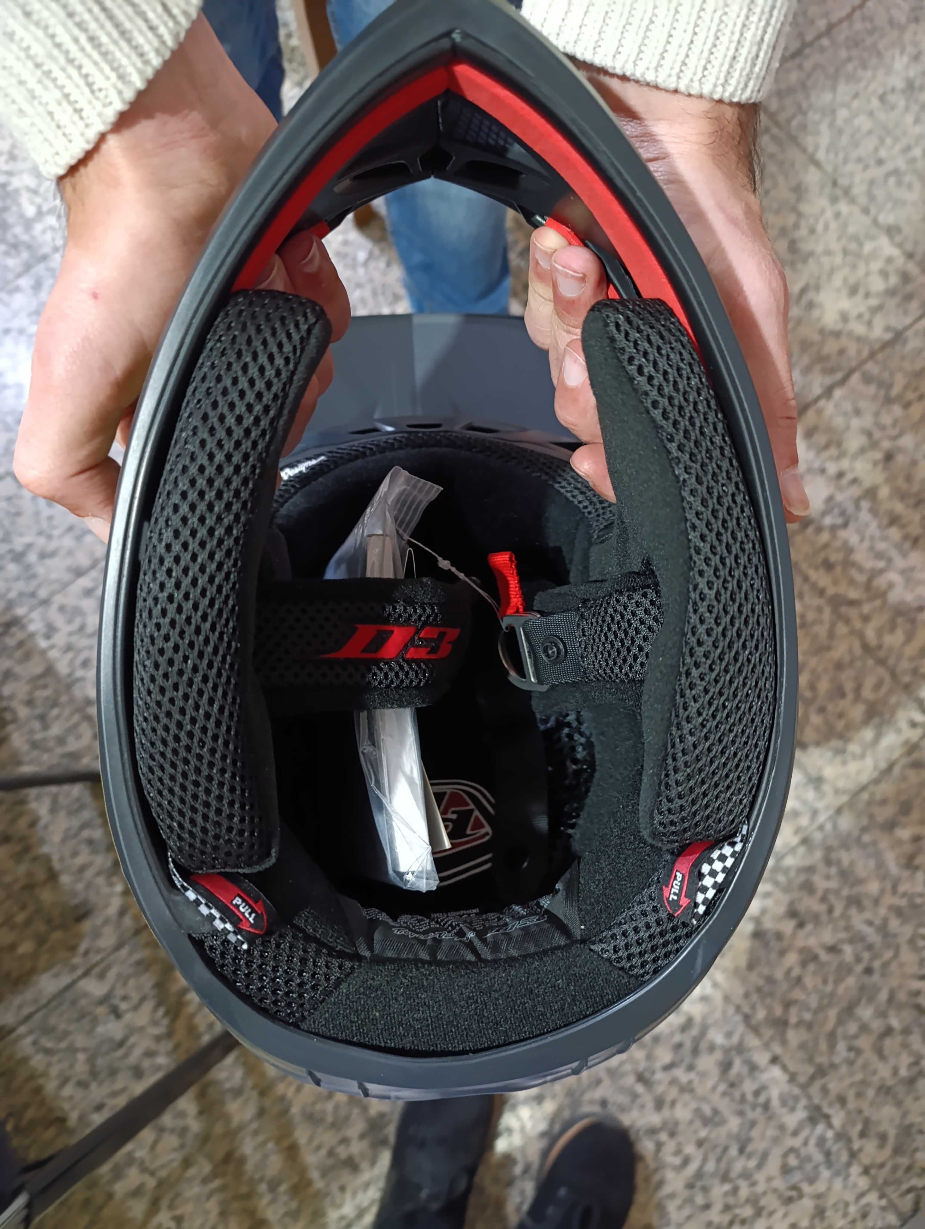 Capacete Troy Lee Designs D3 DH/Enduro NOVO
