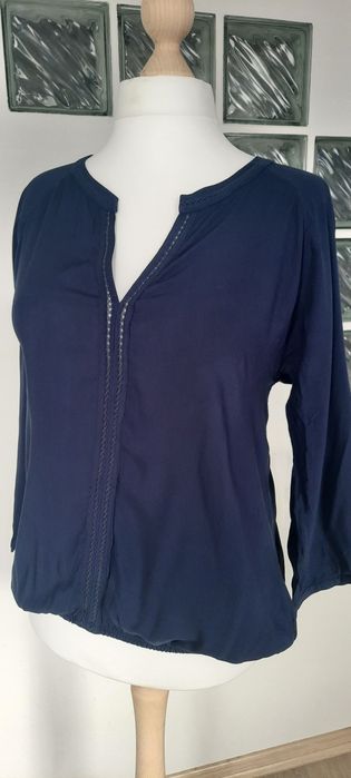82.Granatowa bluzka r.42/44 TXM wiskoza haft