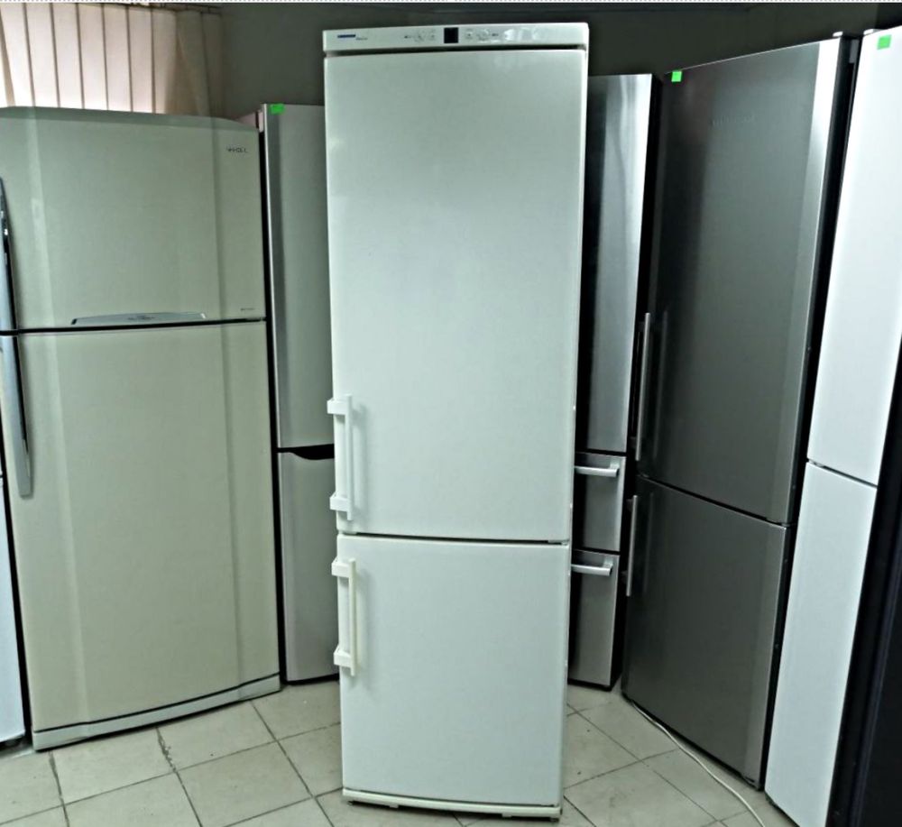 Холодильник Liebherr в сірому кольорі. Європа. Доставка і гарантія