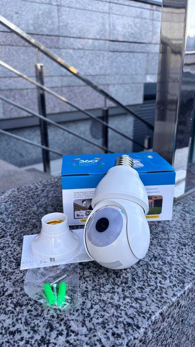 Цокольная камера лампочка 4mp icsee в цоколь Е27 wifi айси поворотная