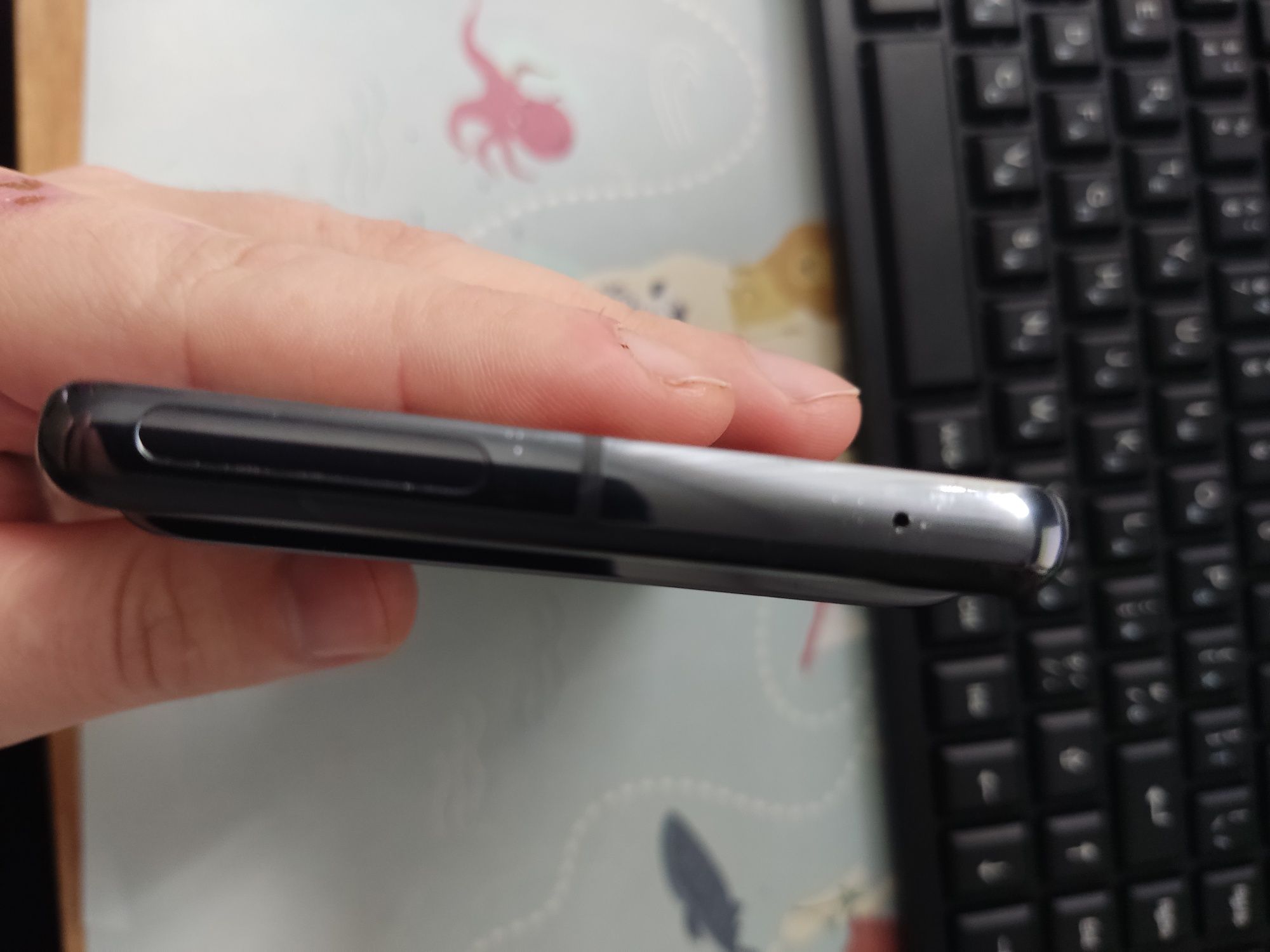 лот PIXEL 7 PRO 12/128 Neverlock та Xiaomi redmi note 10 4+2/128