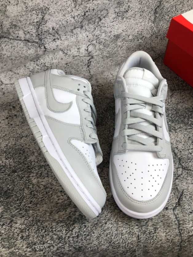 Nike Dunk Low Photon Dust (Women's)  39-25cm