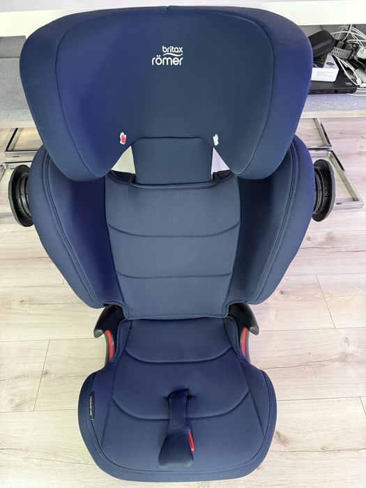 Britax Romer Kidfix 3 M 15-36kg