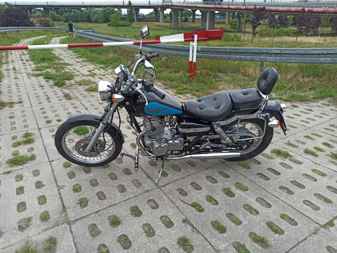 Honda Rebel CA 125