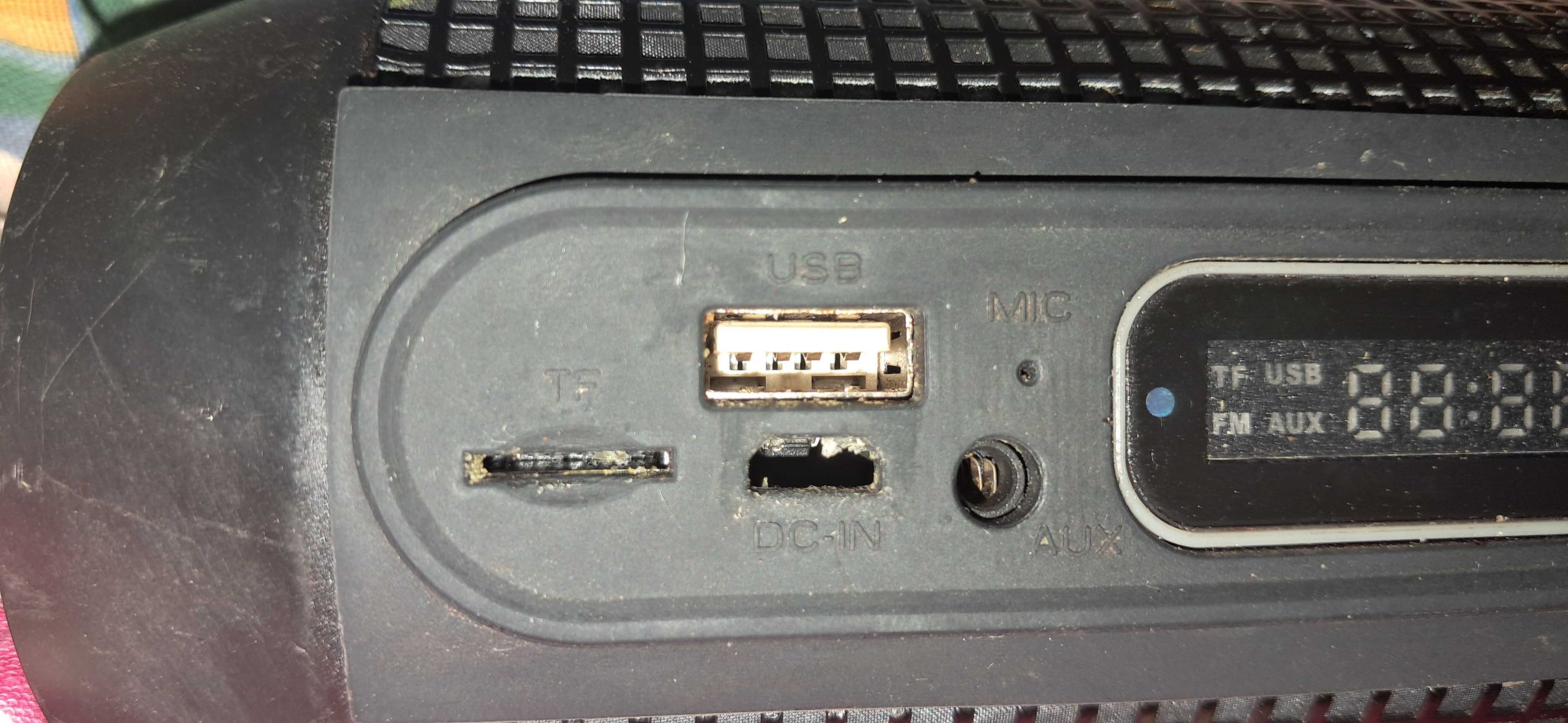 Głośnik bluetooth A.I..&E. uszkodzone gniazdo ładowania