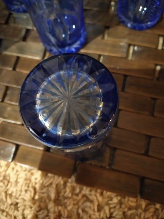 Szklaneczki  kryształowe niebieskie z okresu PRL.