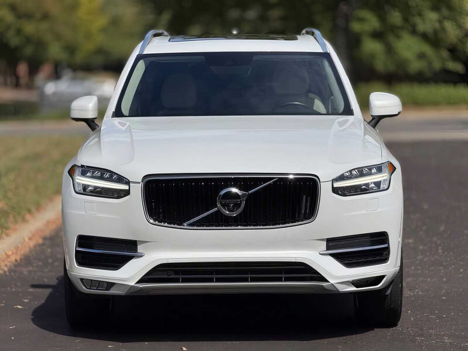 Volvo XC90      2018