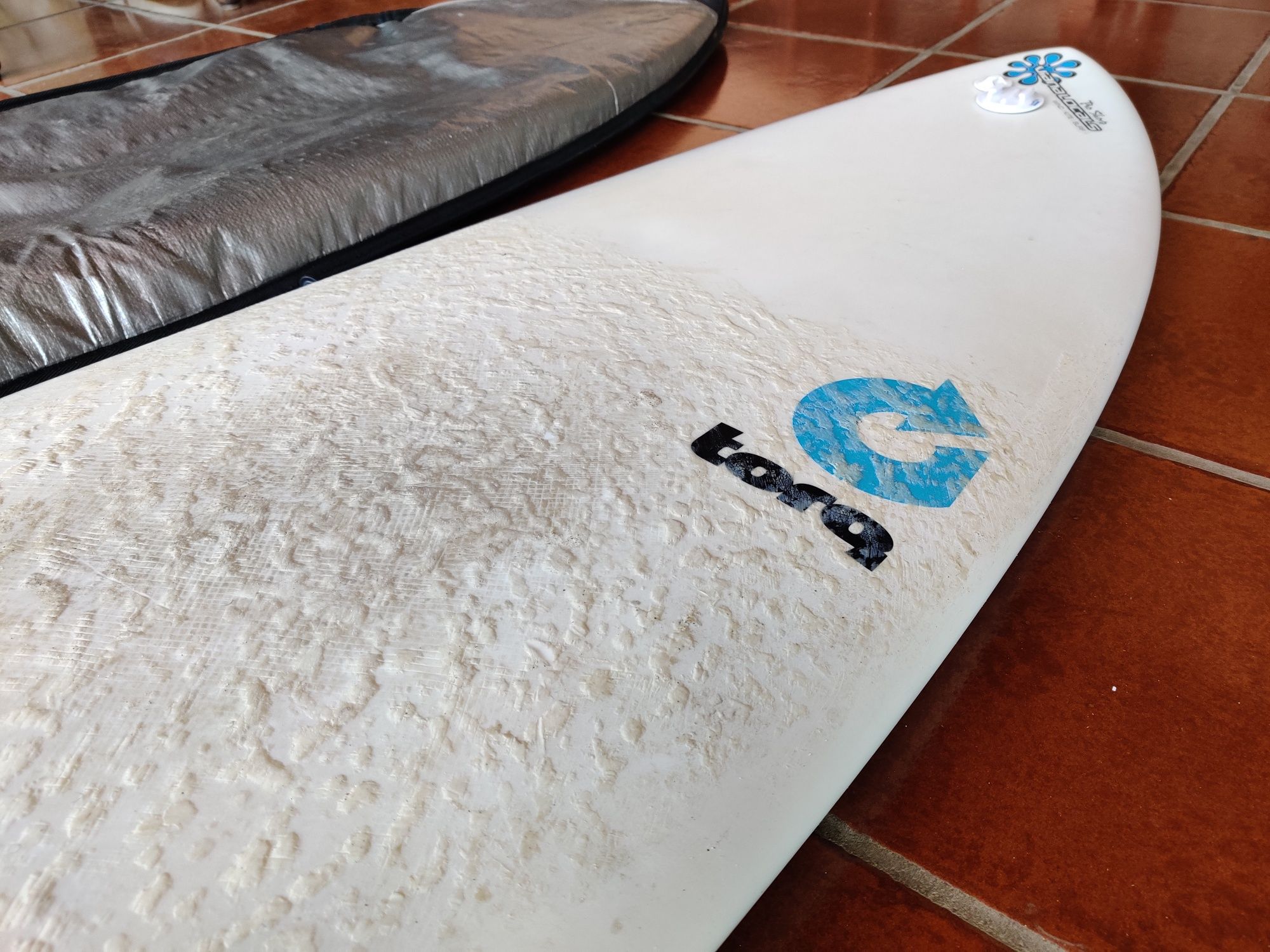 Prancha Surf Torq 6.8" + Deck + Capa