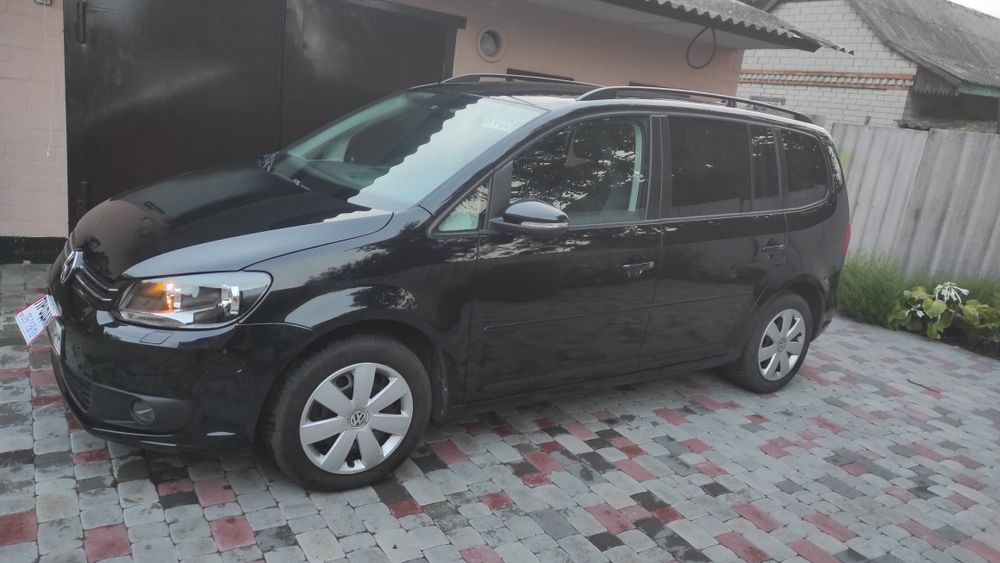 Продам Фольцваген Туран 2012 р