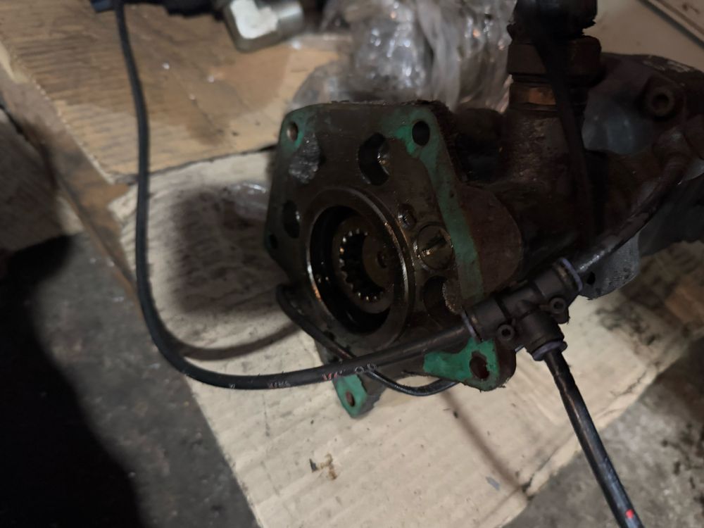 Роздатка КОМ гідравліка mercedes 609-817 кпп g2 g3 g56-6 om366 om904