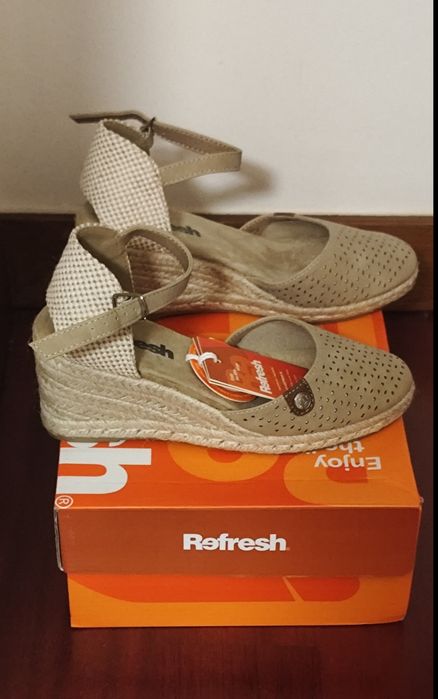 Sapatos vários - Novos - 36